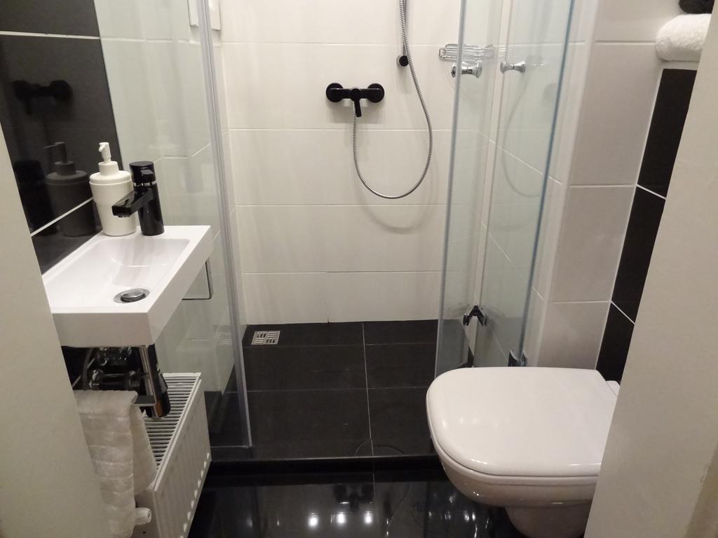 Erzsebet Boulevard Apartment Budapest Room photo