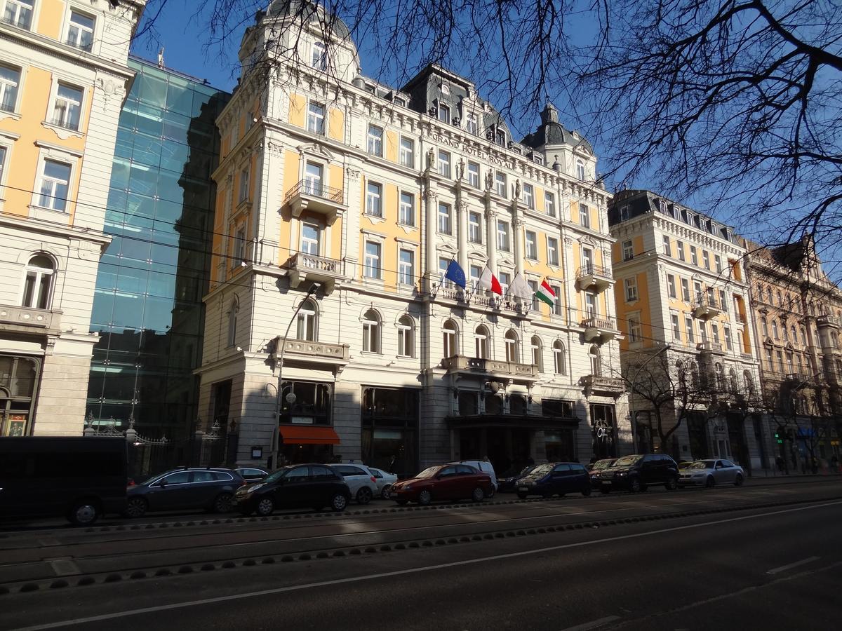 Erzsebet Boulevard Apartment Budapest Exterior photo